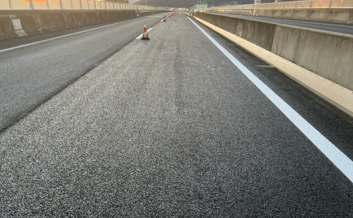 令和5年度　高松自動車道　香川高速道路事務所管内舗装補修工事
