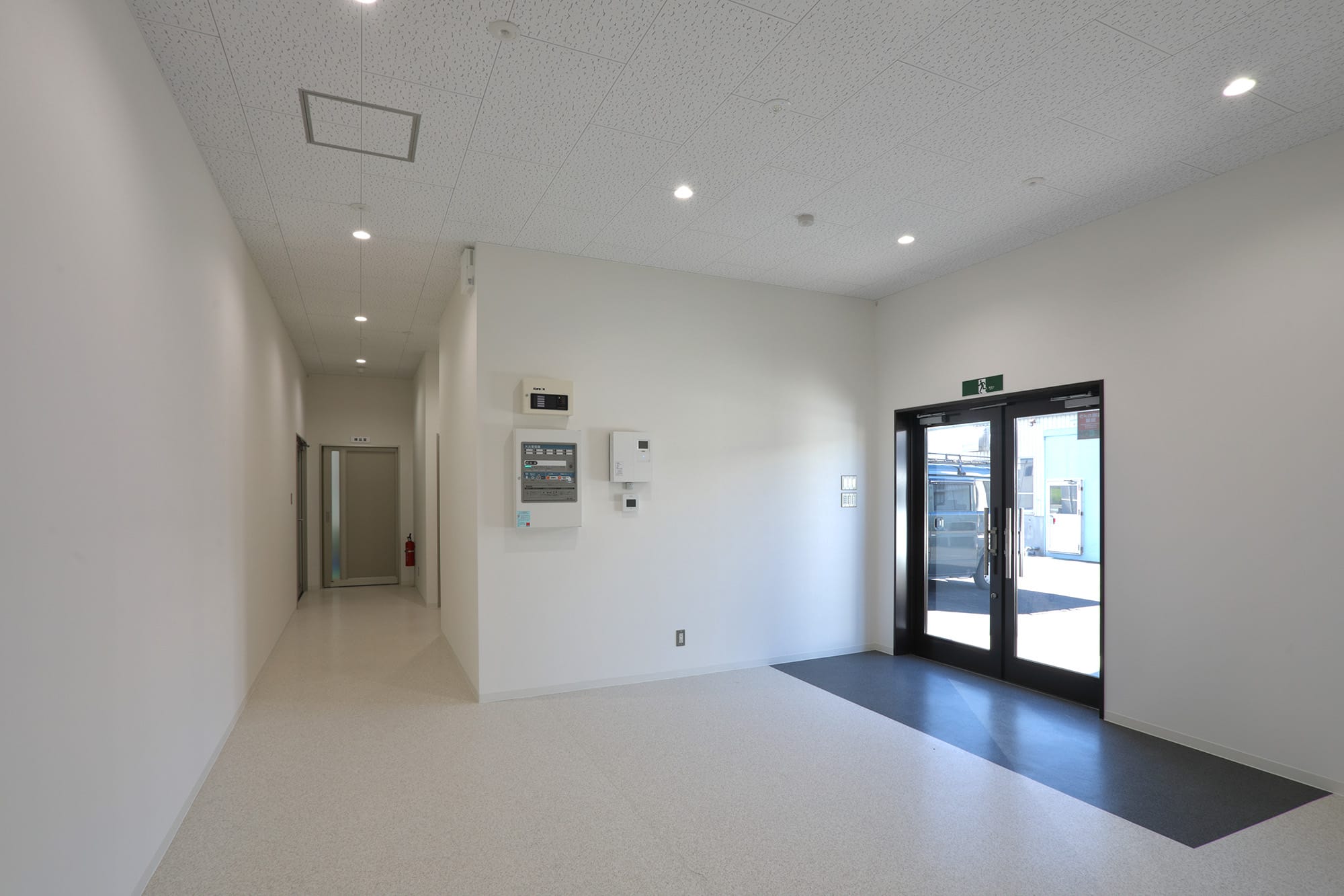 山本光学漆畑工場_玄関
