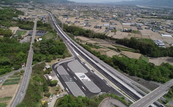 徳島自動車道_阿波工事