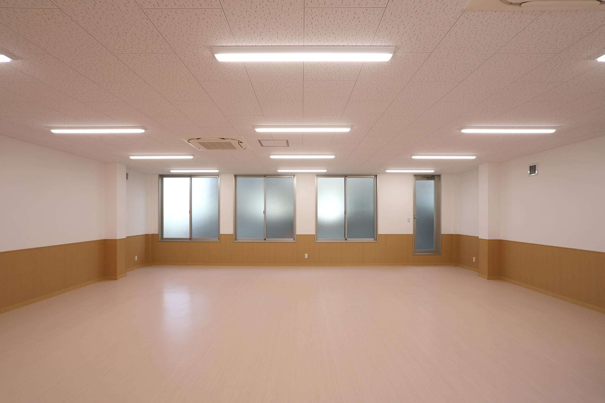 祖川幼児教育センター_1F 学童室